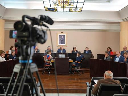 Imagen La Diputación vuelve a emitir en directo su Pleno a través de Youtube